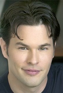 фото Кристофер Итон