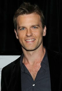 фото Тревор Ст. Джон