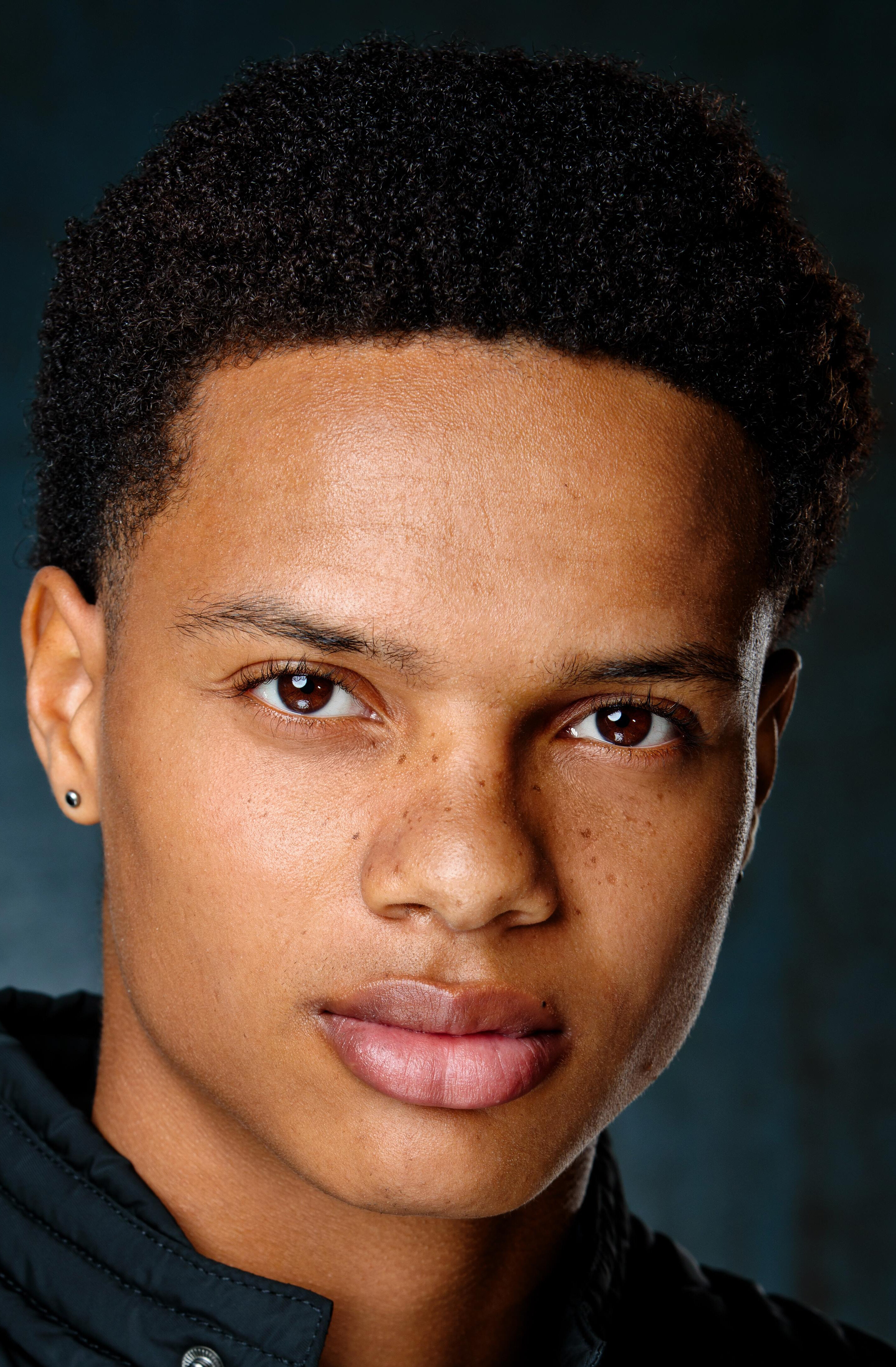 фото Элайджа Дж. Робертс