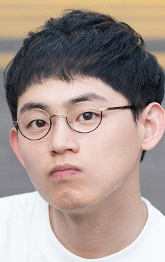 фото Сон Ён-бом