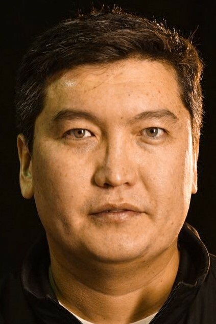 фото Ильяс Етекбаев