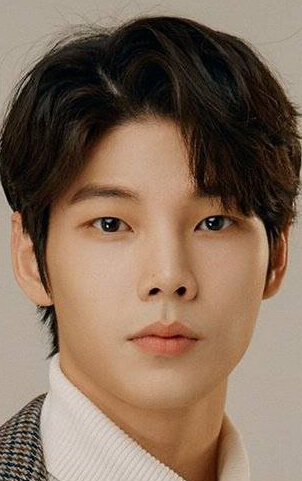 фото Пэк Джэ-у