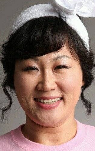 фото Юн Бу-джин