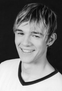 фото Алекс Холл