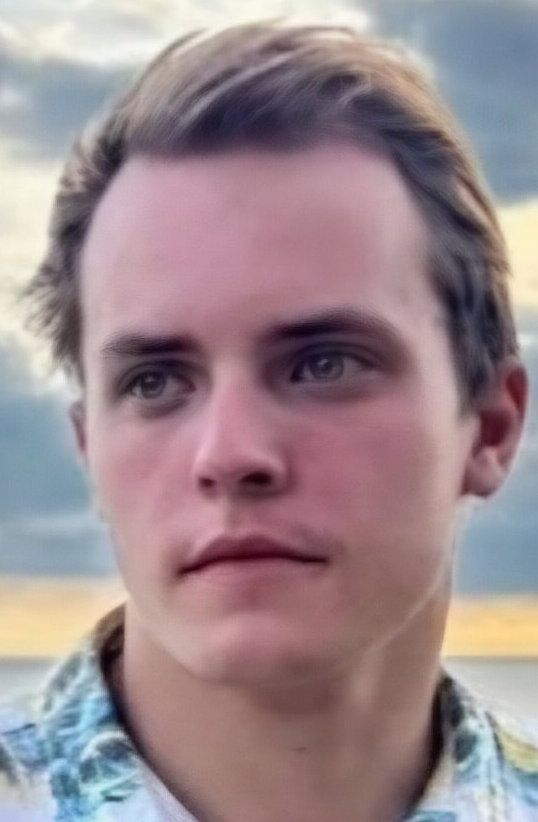 фото Михаил Курников