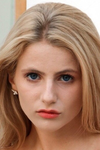 фото Кира Гольдштейн