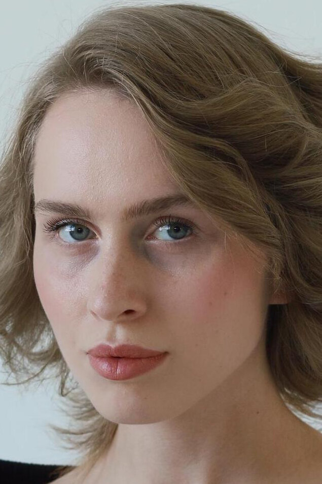 фото Изабелла Юрьева