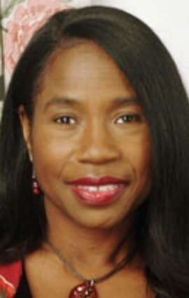 фото Адила Барнс