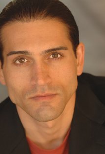 фото Николас Джордж