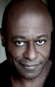 фото Бруно Генри