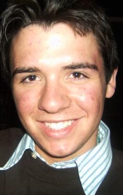 фото Захари Мэбри