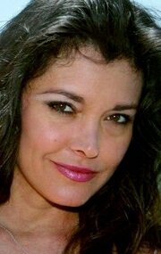 фото Девин ДеВаскес