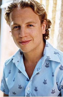 фото Джордж Вуд