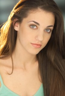 фото Миа Пинчофф