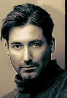 фото Джеймс Лонгли