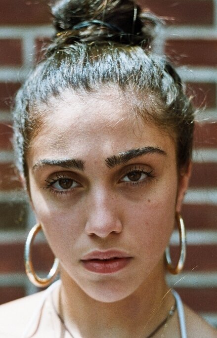 фото Лурдес Леон