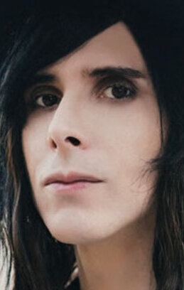 фото Крис Корнер