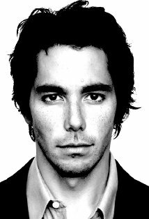 фото Джон Ада