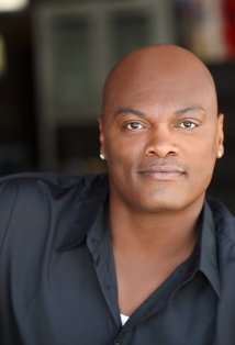 фото Ламонт Джонсон