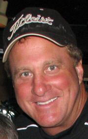 фото Майкл Милхоун