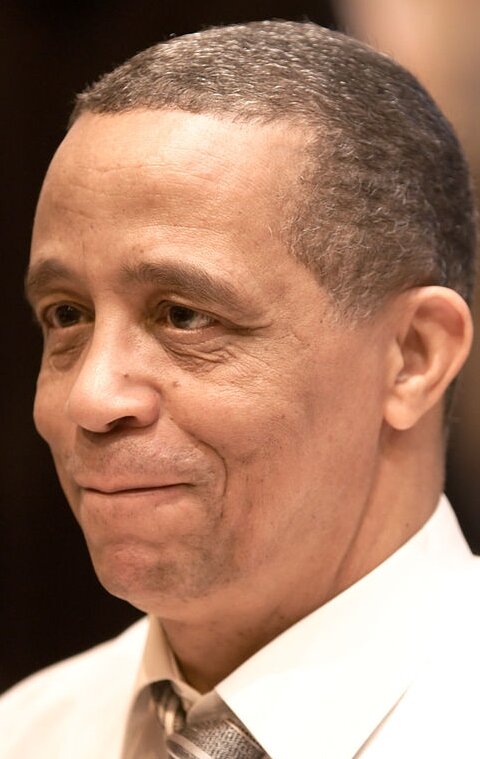 фото Ясмина Хадра