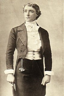 фото H. Kyrle Bellew