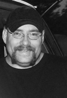 фото Джастин Льюис