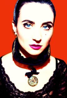 фото Дэльфин Сутер