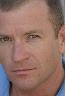 фото Лайам Бурк