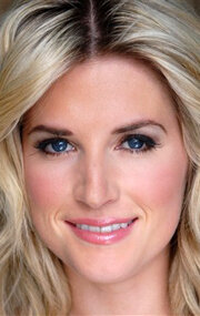 фото Сара Джейн Данн