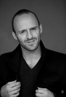 фото Том Эндрюс