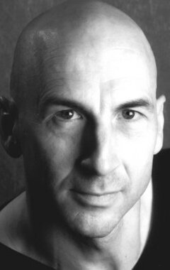 фото Брайан Росс Хьюс