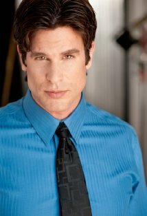 фото Джон Брюс