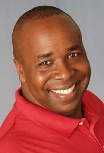 фото Аарон Коулмэн