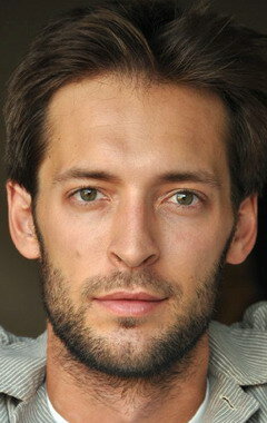 фото Кейд Кэрредин