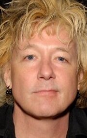 фото Джеймс Коттак