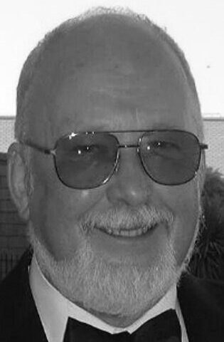 фото Мервин Камминг