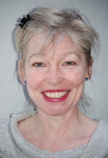 фото Вероника Куиллиган