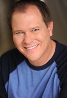 фото Чак Манус