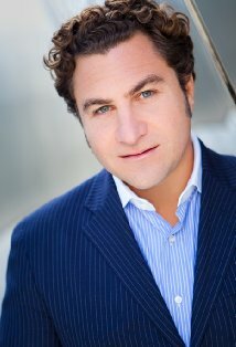 фото Джошуа Вайнштейн