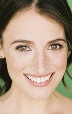 фото Никки Даниэль Мур