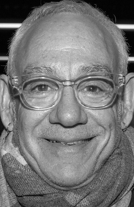 фото Джон Лафия