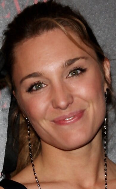 фото Лучилла Агости