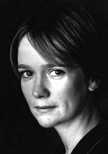 фото Поппи Миллер