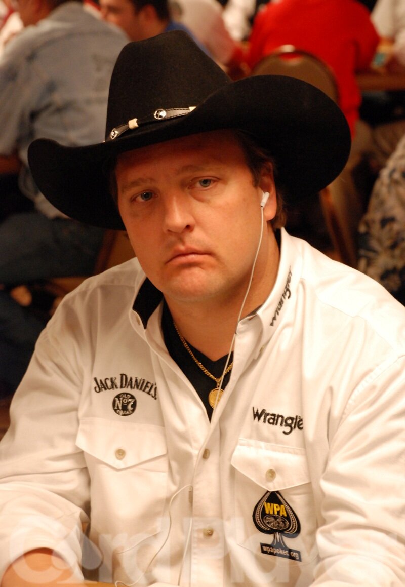 фото Кенна Джеймс