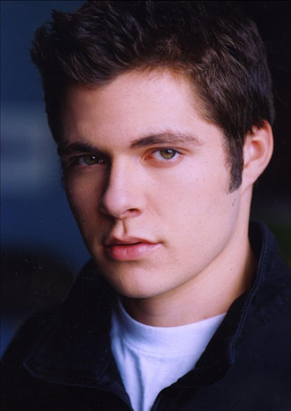 фото Бен Льюис