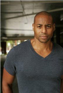 фото Уоррен Брайт