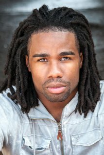 фото Джабари Томас