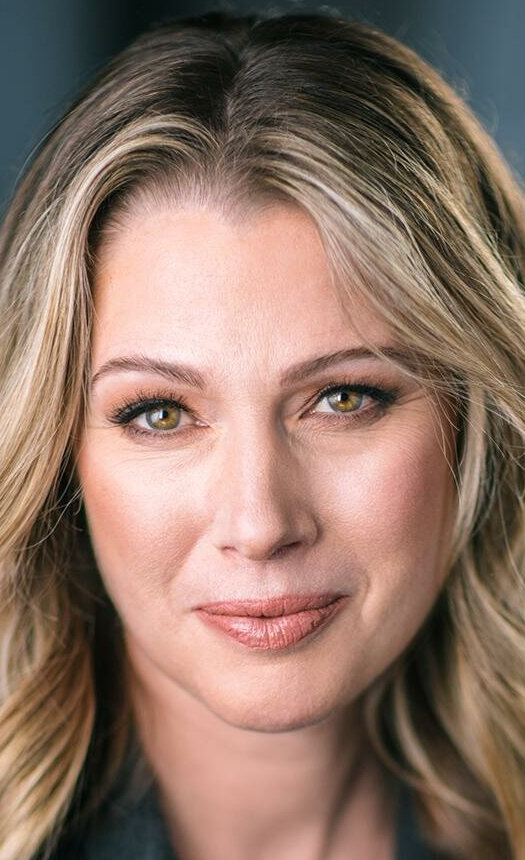 фото Доун Чубай