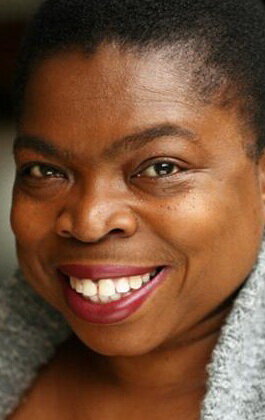 фото Шола Адевузи